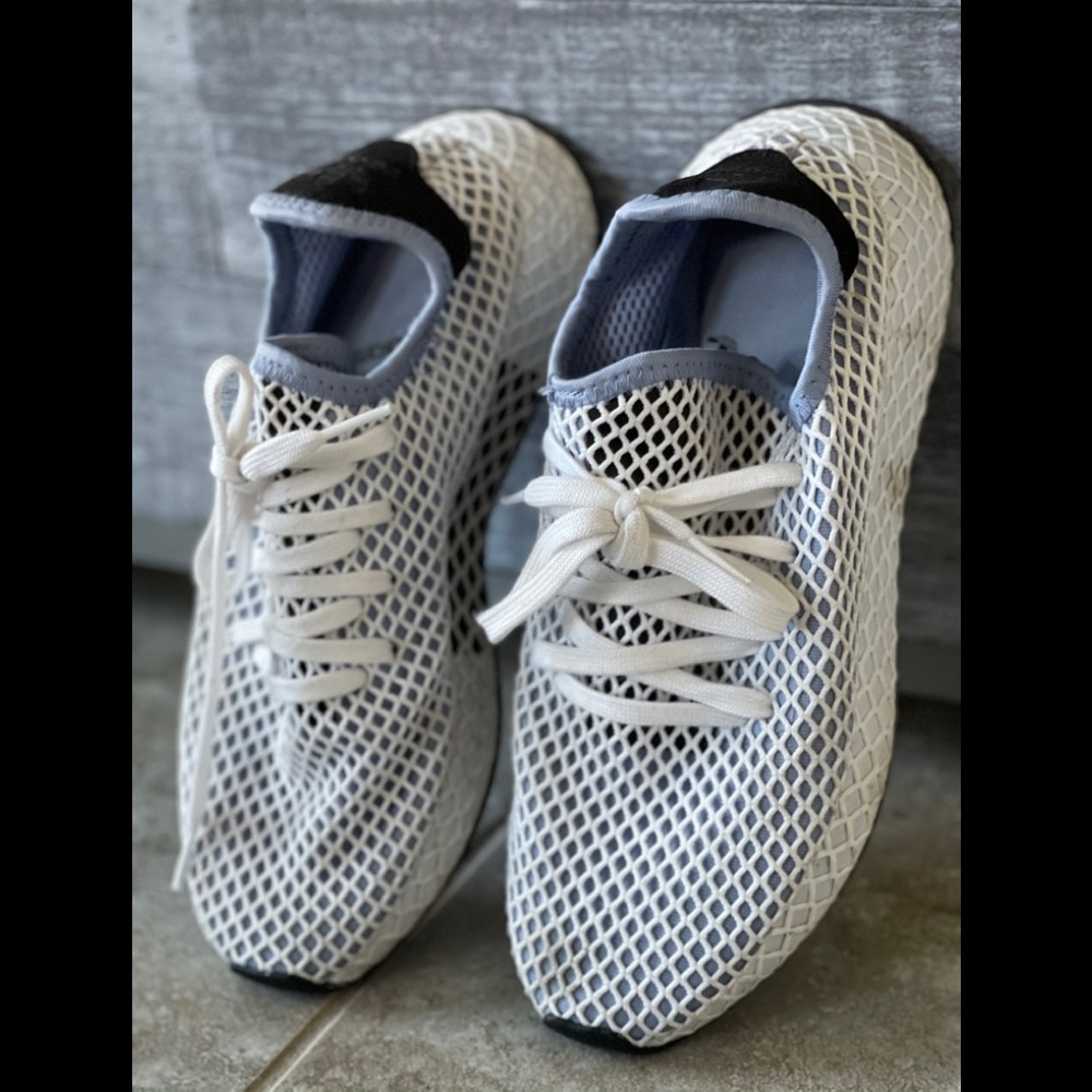 Sneaker